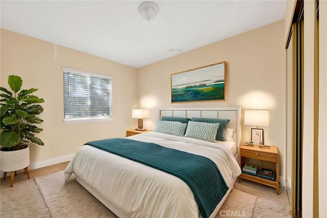 6912 Cedros Avenue, Van Nuys, CA 91405