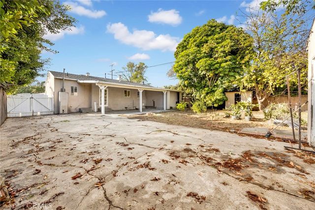 6912 Cedros Avenue, Van Nuys, CA 91405