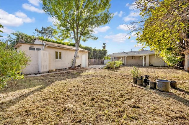 6912 Cedros Avenue, Van Nuys, CA 91405