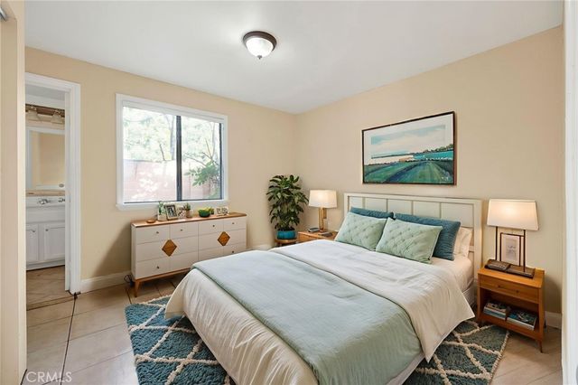 6912 Cedros Avenue, Van Nuys, CA 91405