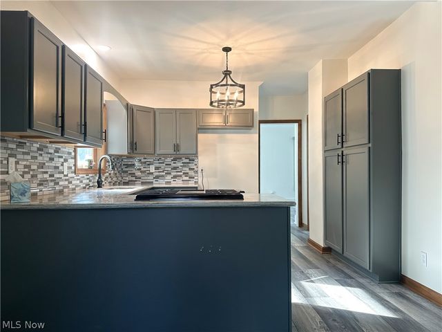 78 Helen Avenue, Niles, OH 44446