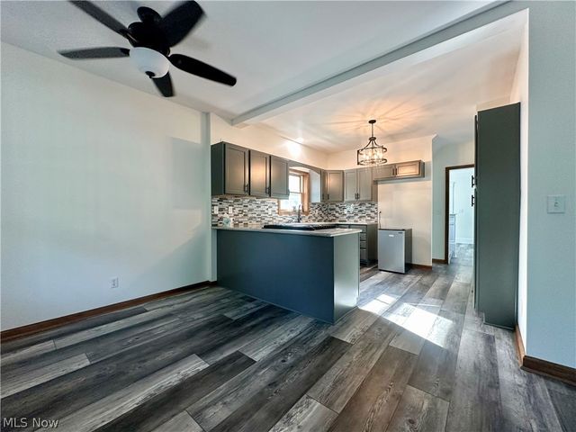 78 Helen Avenue, Niles, OH 44446