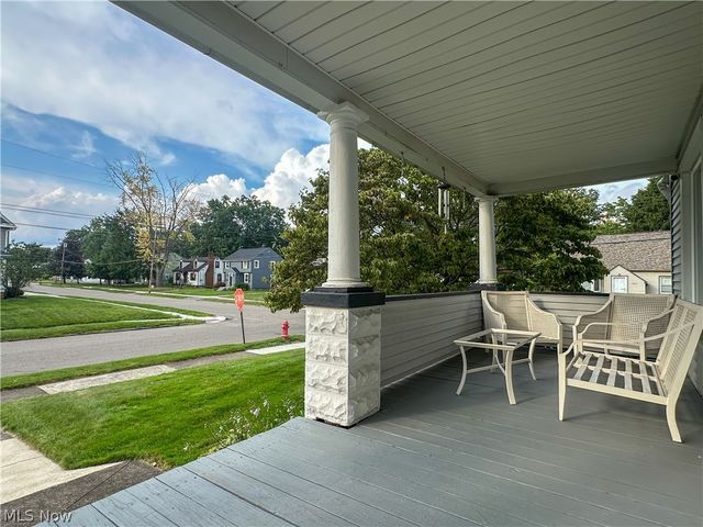 78 Helen Avenue, Niles, OH 44446