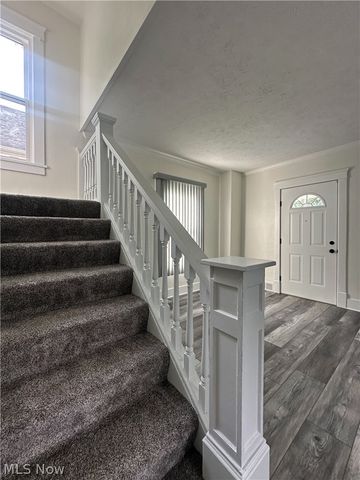 78 Helen Avenue, Niles, OH 44446