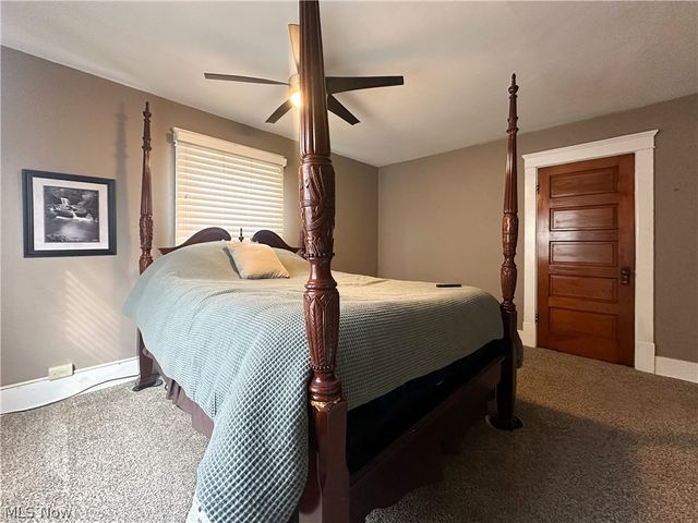 78 Helen Avenue, Niles, OH 44446