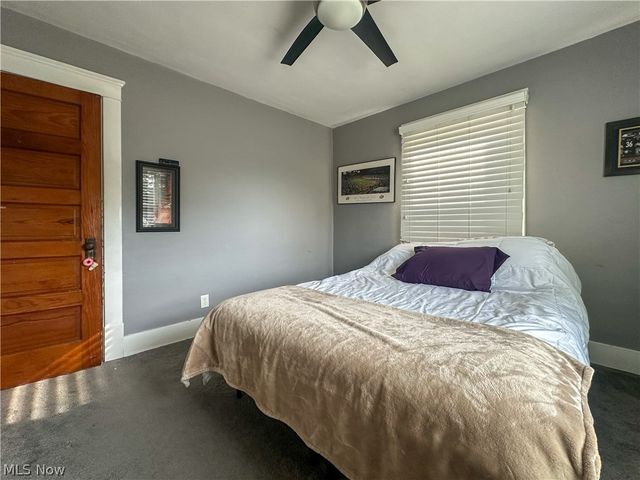 78 Helen Avenue, Niles, OH 44446