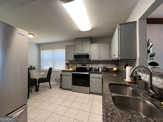 206 Woodlawn Drive, St. Marys, GA 31558