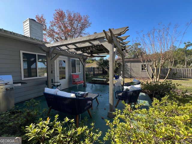 206 Woodlawn Drive, St. Marys, GA 31558