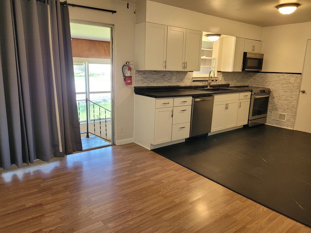 Image 9 of property listing at 507 N 12th Street, Mt Vernon, IL 62864