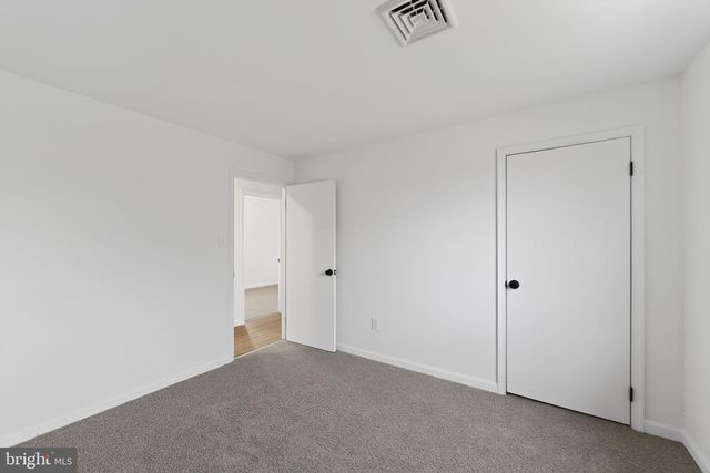 102 VALLEY GREEN DR, Coatesville, PA 19320