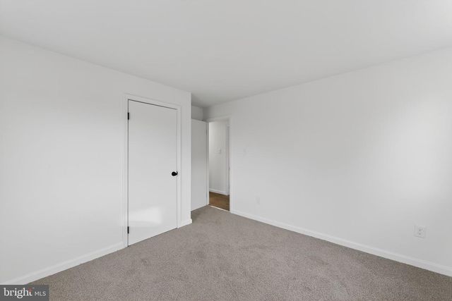 102 VALLEY GREEN DR, Coatesville, PA 19320