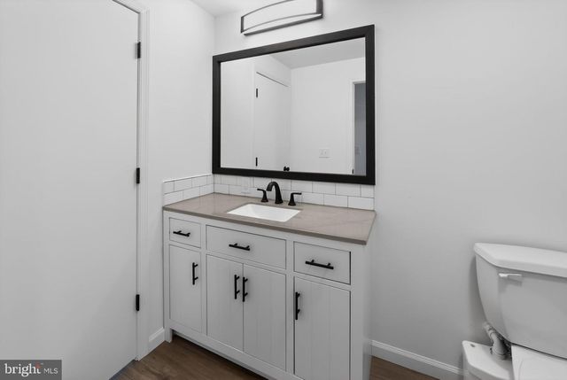 102 VALLEY GREEN DR, Coatesville, PA 19320