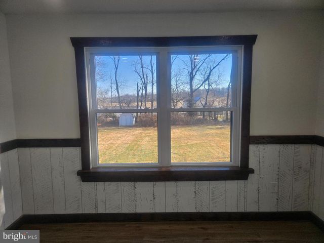 102 VALLEY GREEN DR, Coatesville, PA 19320