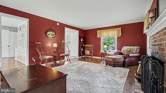 176 GWYNEDD MANOR RD, North Wales, PA 19454