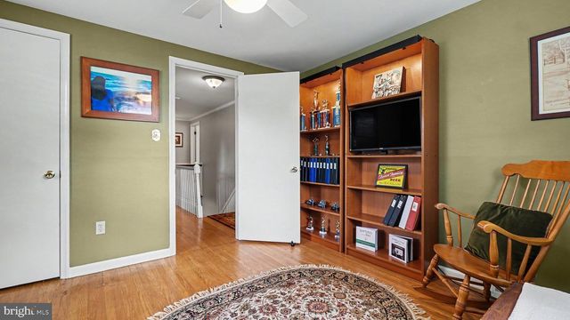 176 GWYNEDD MANOR RD, North Wales, PA 19454