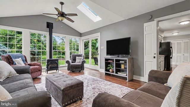 176 GWYNEDD MANOR RD, North Wales, PA 19454