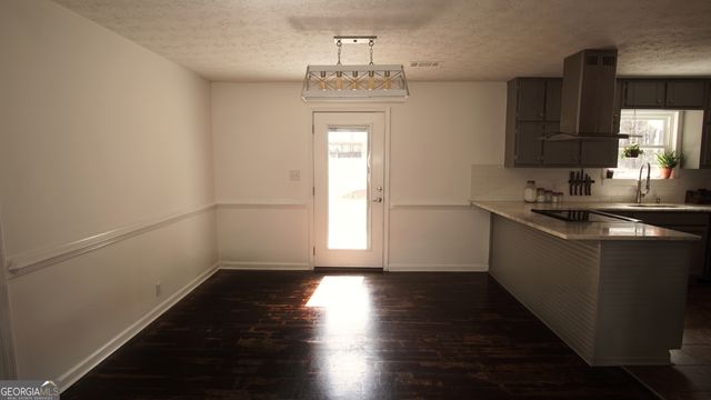 135 Dixie Lane, Covington, GA 30014