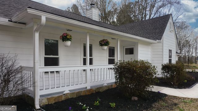 135 Dixie Lane, Covington, GA 30014