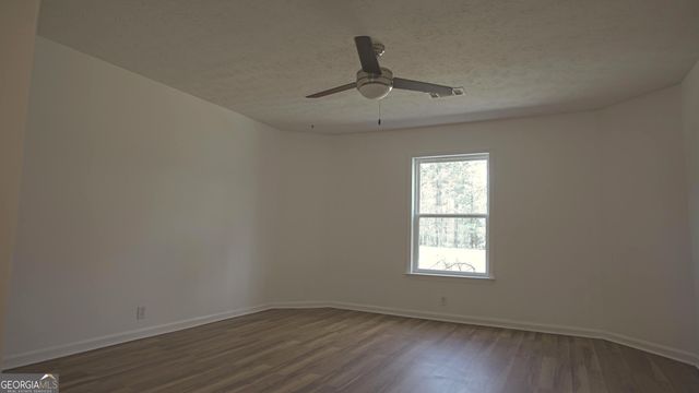 135 Dixie Lane, Covington, GA 30014