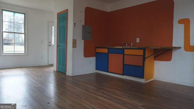 135 Dixie Lane, Covington, GA 30014