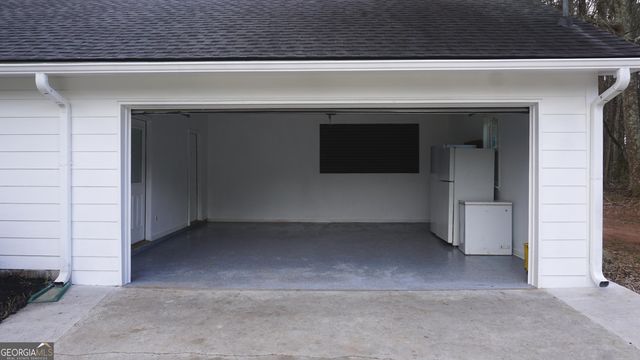 135 Dixie Lane, Covington, GA 30014