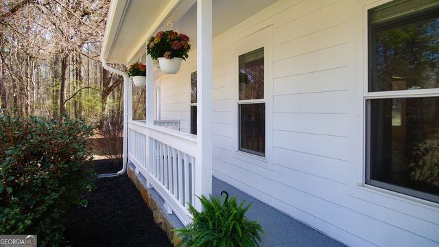 135 Dixie Lane, Covington, GA 30014