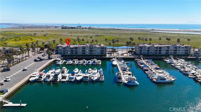 4167 Warner 105, Huntington Beach, CA 92649