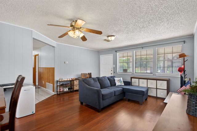 7701 Buck Street, North Richland Hills, TX 76182