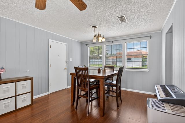 7701 Buck Street, North Richland Hills, TX 76182