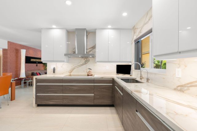 1108 NW 29th Court, Wilton Manors, FL 33311