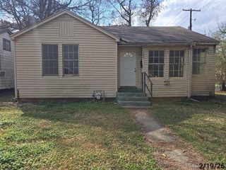 102 COLONIAL Drive, Alexandria, LA 71301