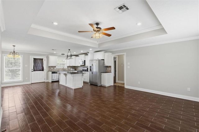 504 Hanna Street, Iowa, LA 70647