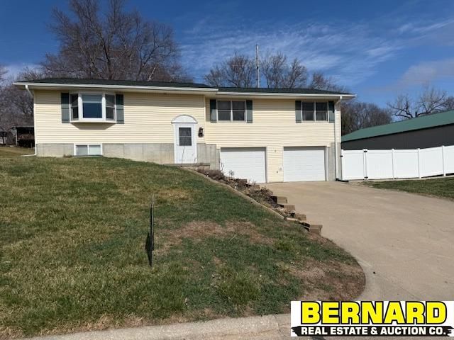 812 8th Avenue, Nebraska City, NE 68410