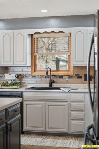 812 8th Avenue, Nebraska City, NE 68410