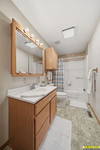 812 8th Avenue, Nebraska City, NE 68410