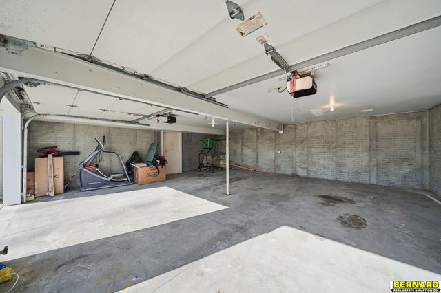 812 8th Avenue, Nebraska City, NE 68410