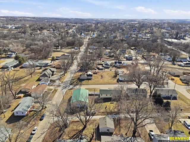 812 8th Avenue, Nebraska City, NE 68410