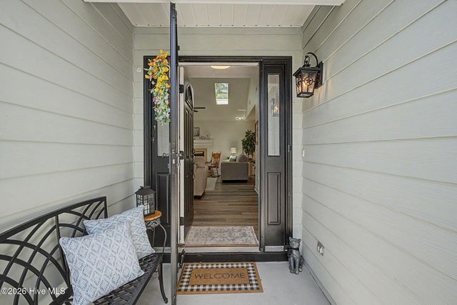 430 Hampton Street NW, Calabash, NC 28467