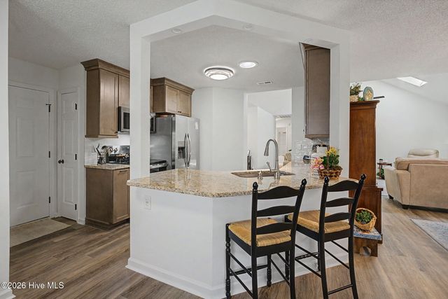 430 Hampton Street NW, Calabash, NC 28467