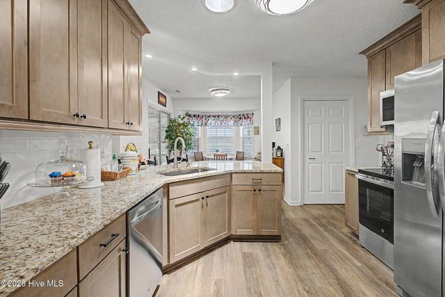 430 Hampton Street NW, Calabash, NC 28467
