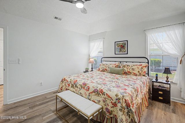 430 Hampton Street NW, Calabash, NC 28467