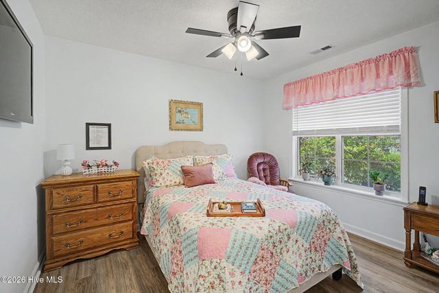430 Hampton Street NW, Calabash, NC 28467