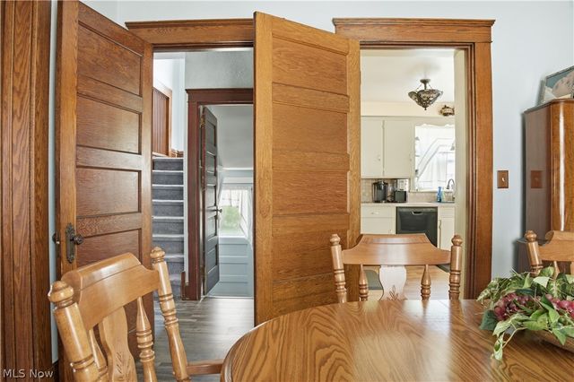 323 E Prospect Street, Girard, OH 44420