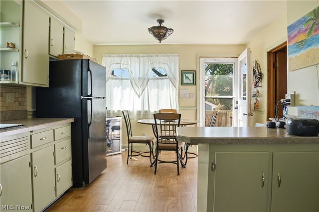 323 E Prospect Street, Girard, OH 44420