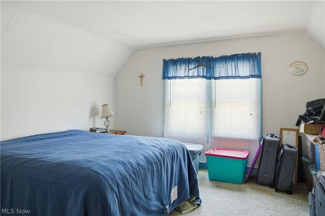 323 E Prospect Street, Girard, OH 44420