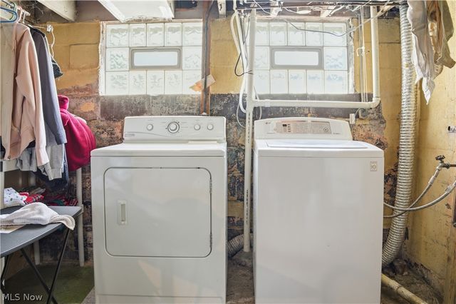 323 E Prospect Street, Girard, OH 44420