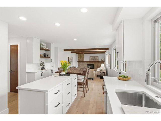 7588 S Quay Ct, Littleton, CO 80128