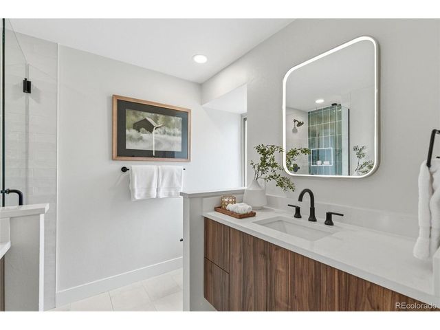 7588 S Quay Ct, Littleton, CO 80128