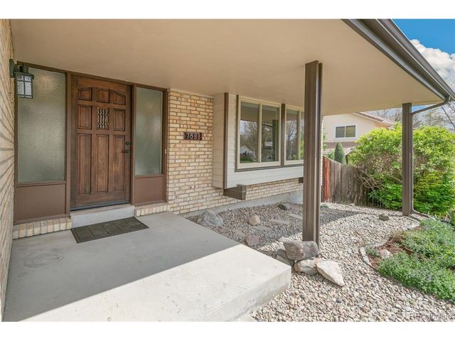 7588 S Quay Ct, Littleton, CO 80128