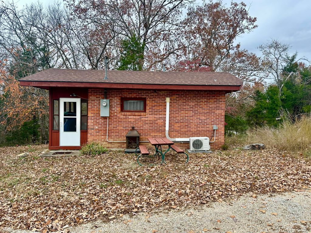 153 County Road 624, Isabella, MO 65676